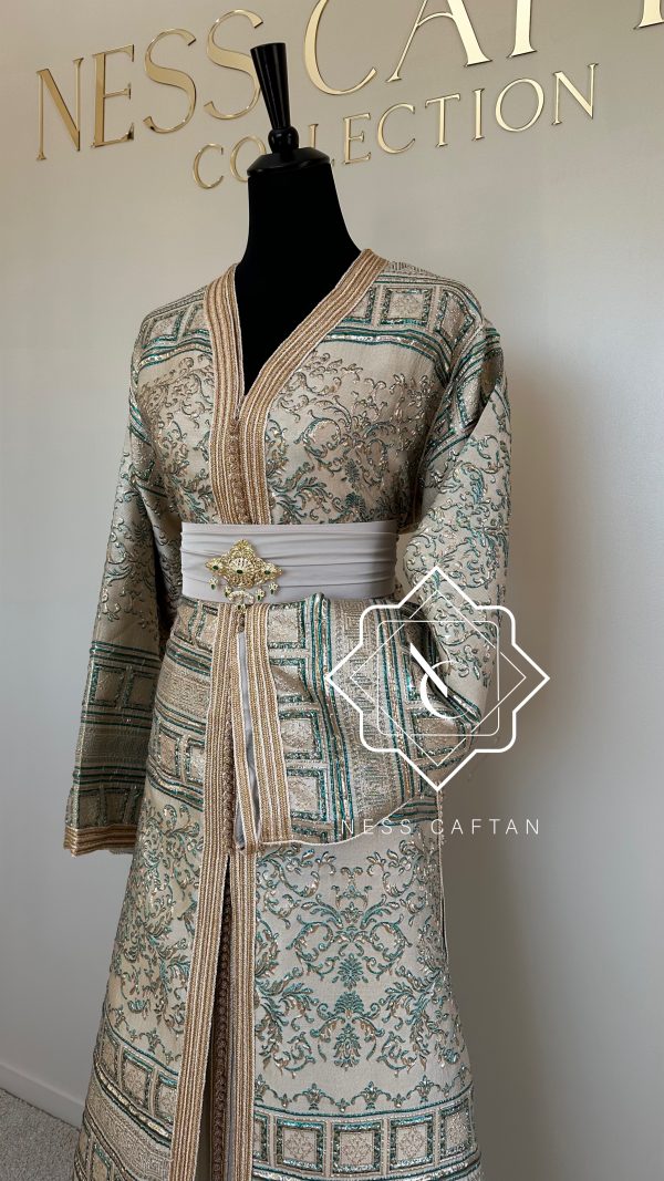 🧵🪡TAKCHITA JOUNAÏDA VERTE